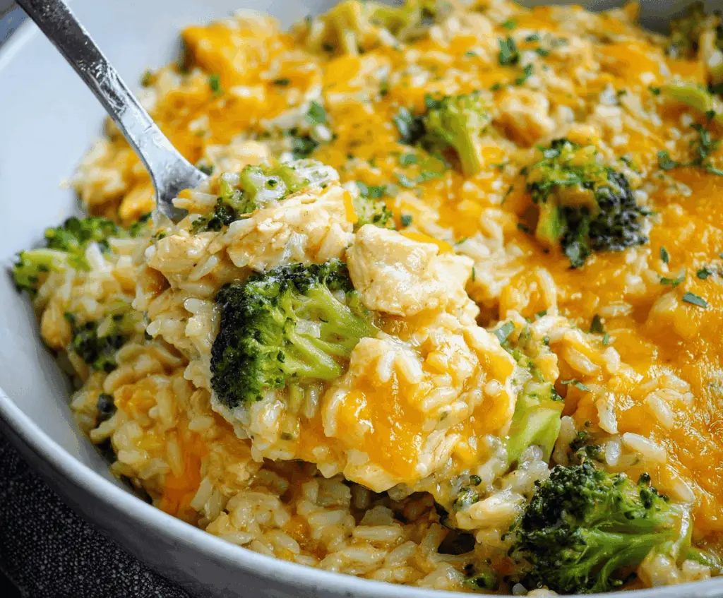Easy Crockpot Cheesy Chicken Broccoli Rice